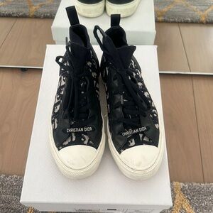Dior sneakers
